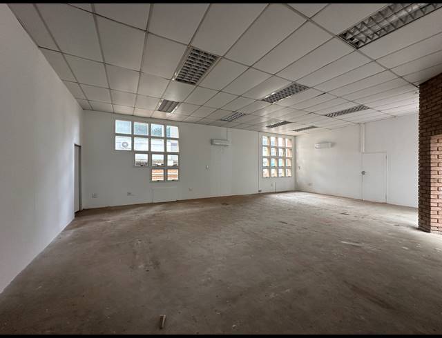 107.30M² OFFICE TO LET IN DIE HOEWES